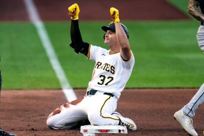 article image - Mariners Pirates Baseball